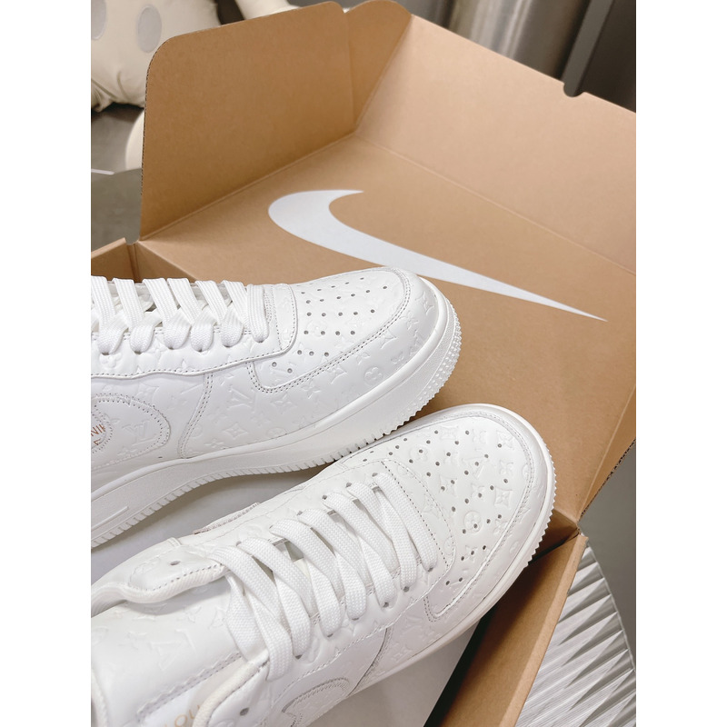 l**is V*t*n x nike air force 1 white