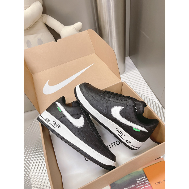 l**is V*t*n x off-white x nike air force 1 low black