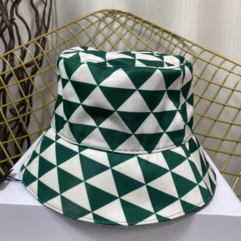 Pra*a printed re-nylon bucket hat white and green