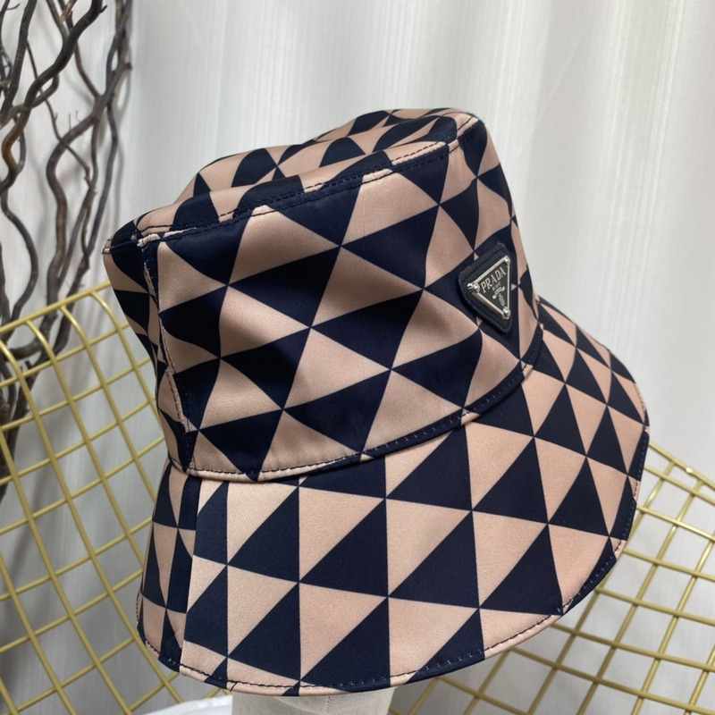 Pra*a printed re-nylon bucket hat pink and black