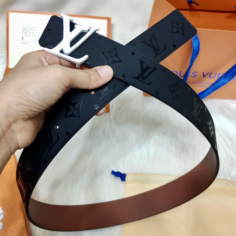 l**is V*t*n white lv lock leather belt black