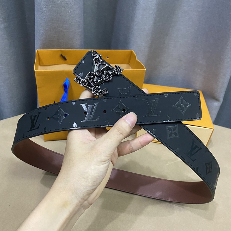 LV PYRAMIDE BLACK FLOWER 40MM REVERSIBLE DARK BLUE BELT