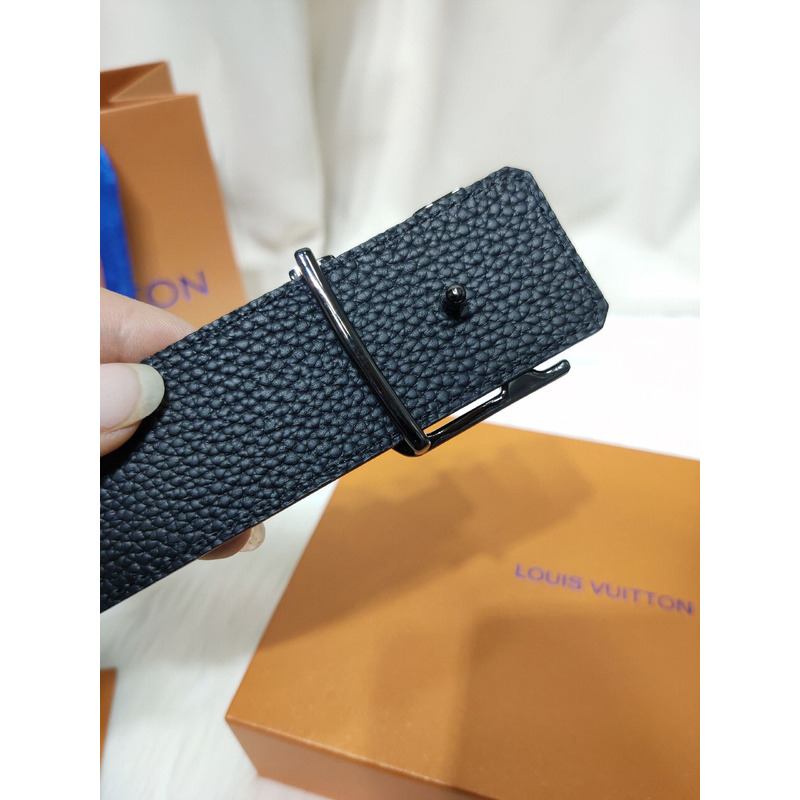 LV INITIALES 40MM BLUE LEATHER BLACK LV