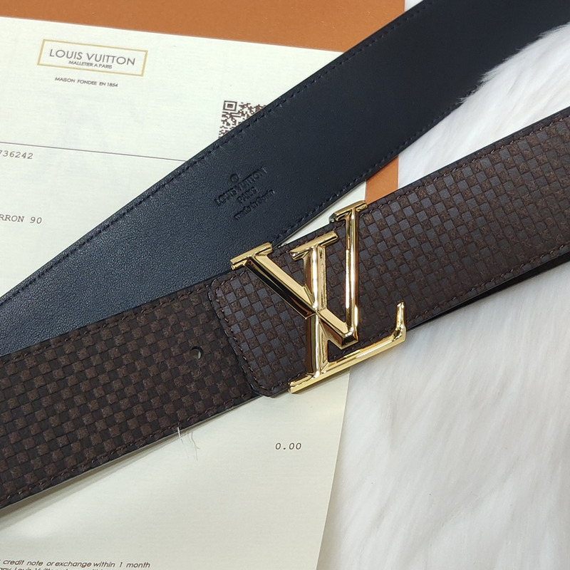 LV INITIALES 40MM  BLACK LEATHER GOLD LV