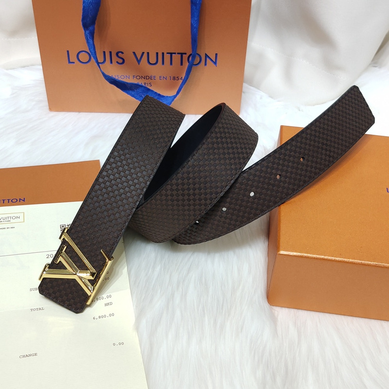 LV INITIALES 40MM  BLACK LEATHER GOLD LV