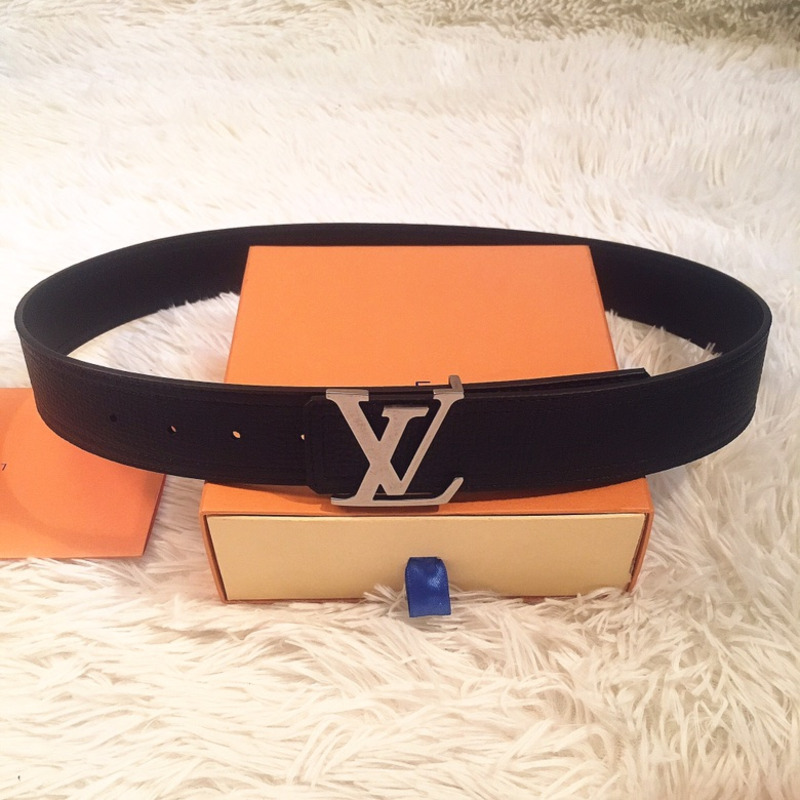 LV INITIALES 40MM REVERSIBLE