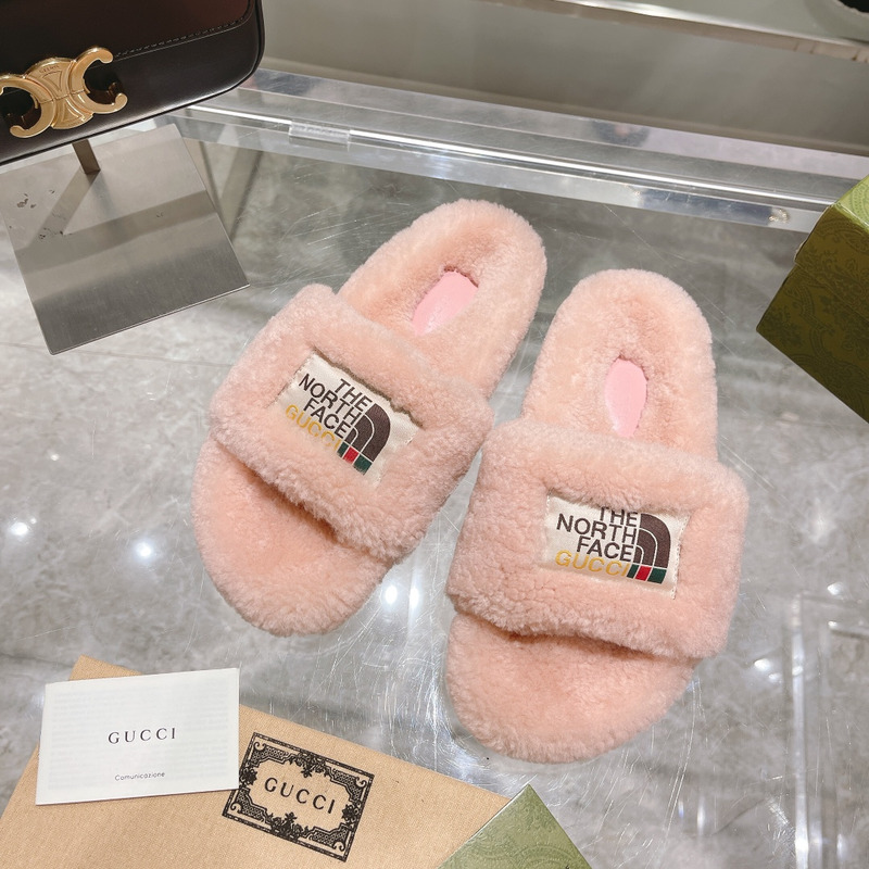 G*u*i x the north face shearling slides light pink