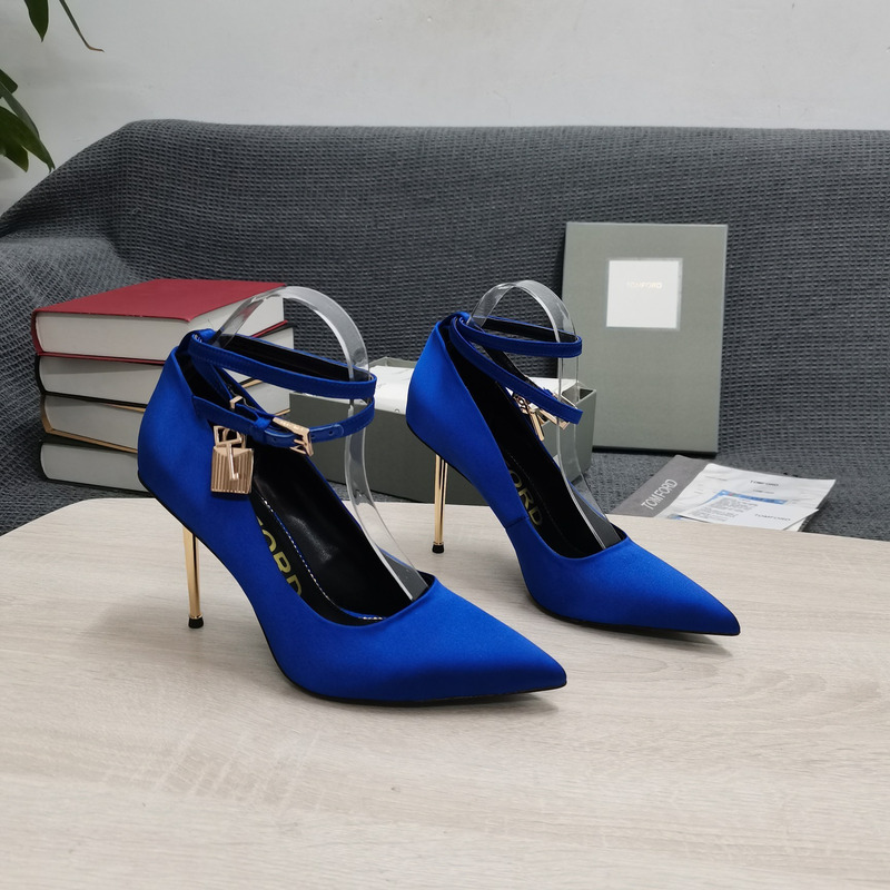 Tom Ford Padlock leather pumps in Dark Blue 10.5cm