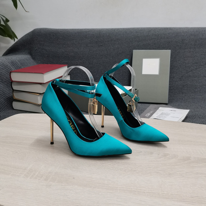 Tom Ford Padlock leather pumps in Turquoise