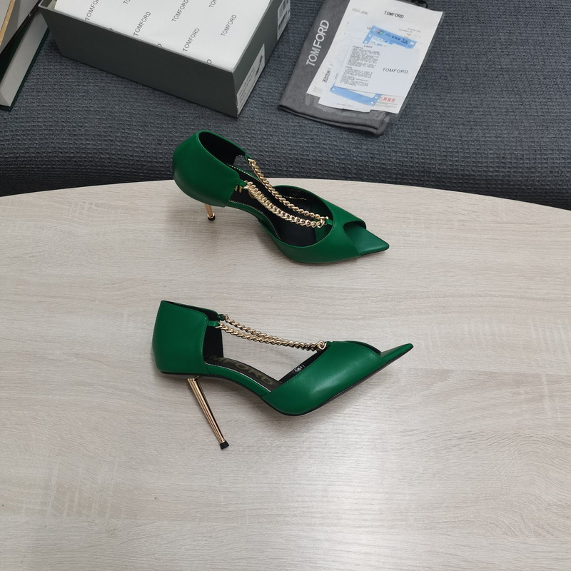 Tom Ford Wishbone Chain Peep-Toe Pumps in Green