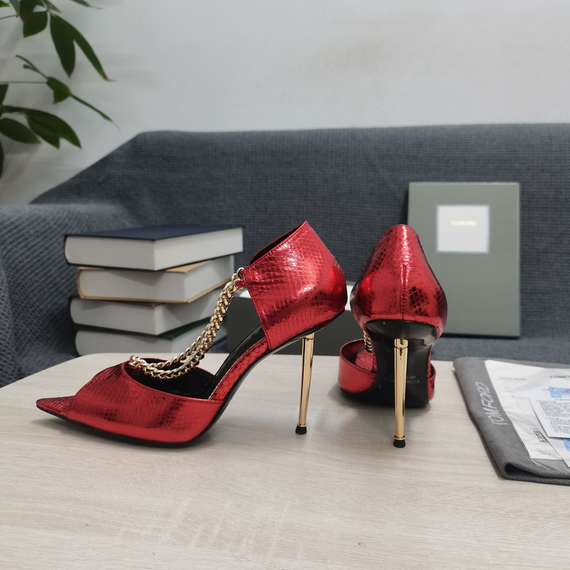 Tom Ford Wishbone Chain Peep-Toe Pumps in Dark Red