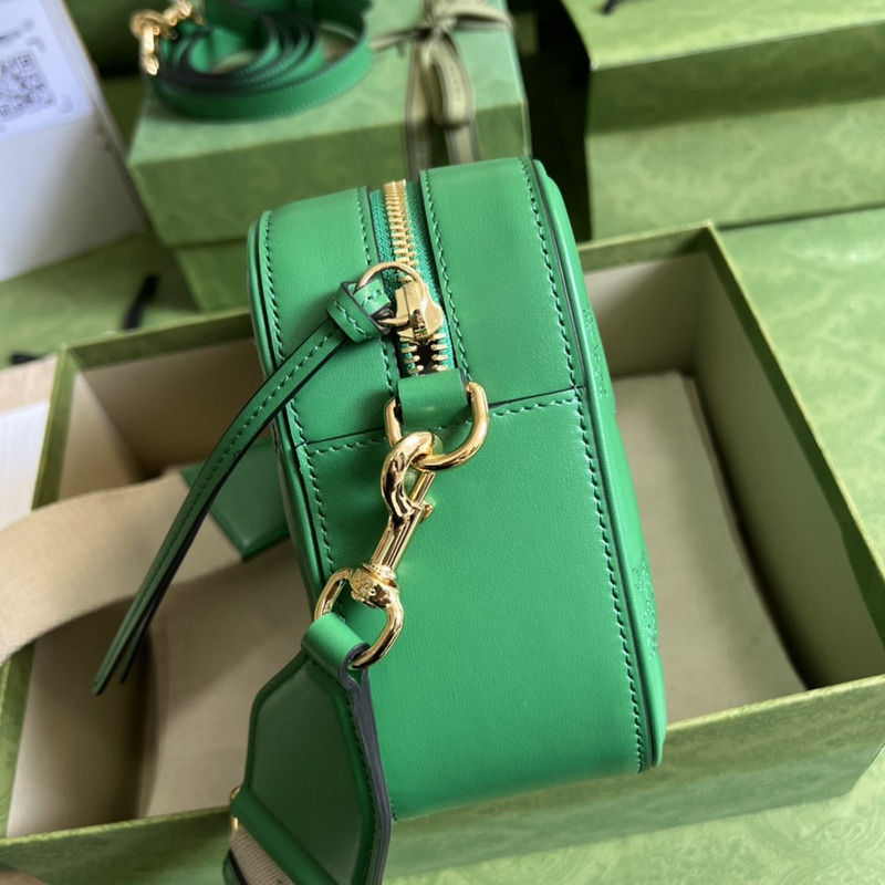 G*u*i matelassé leather shoulder bag bright green leather