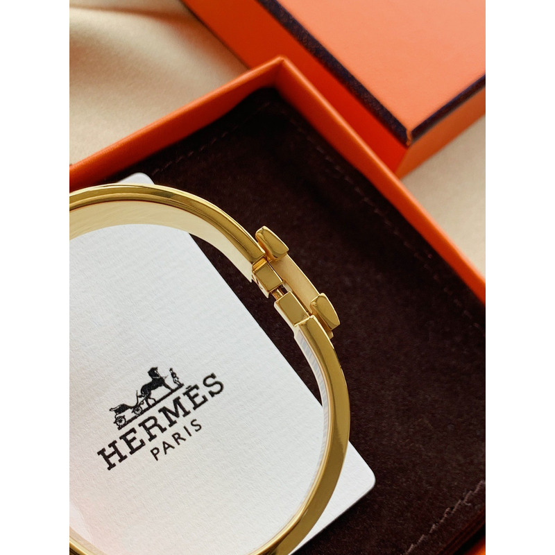 H**mes clic clac h bracelet white