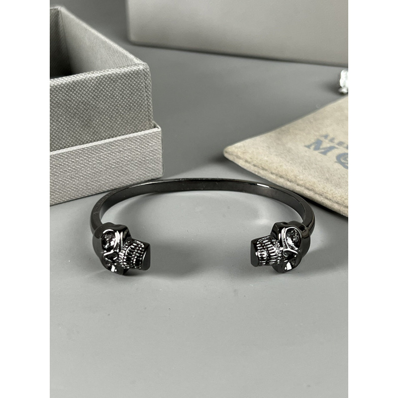 Alexander Mcqueen Skull Bracelet Black