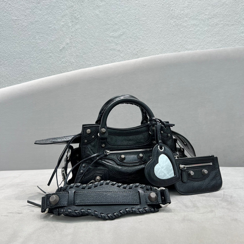 Ba*len*cia*ga neo cagole city shoulder bag black