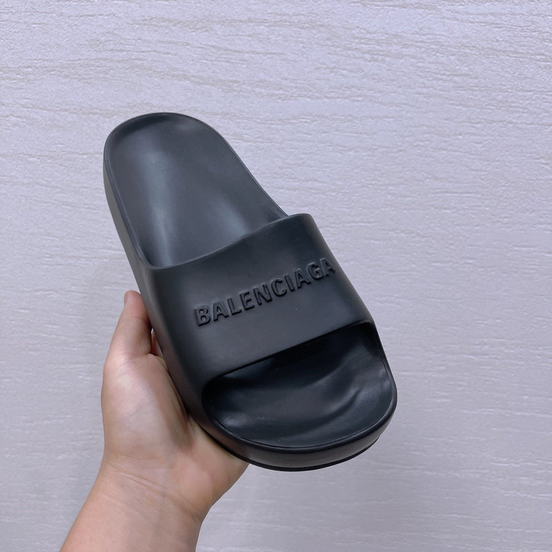 Ba*len*cia*ga logo rubber platform sandals black