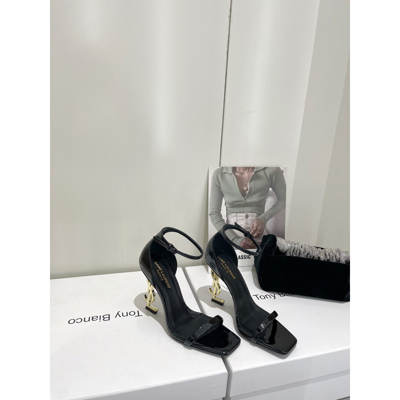 Saint Laurent Opyum Sandals In Patent Leather With Gold-Tone Heel Black