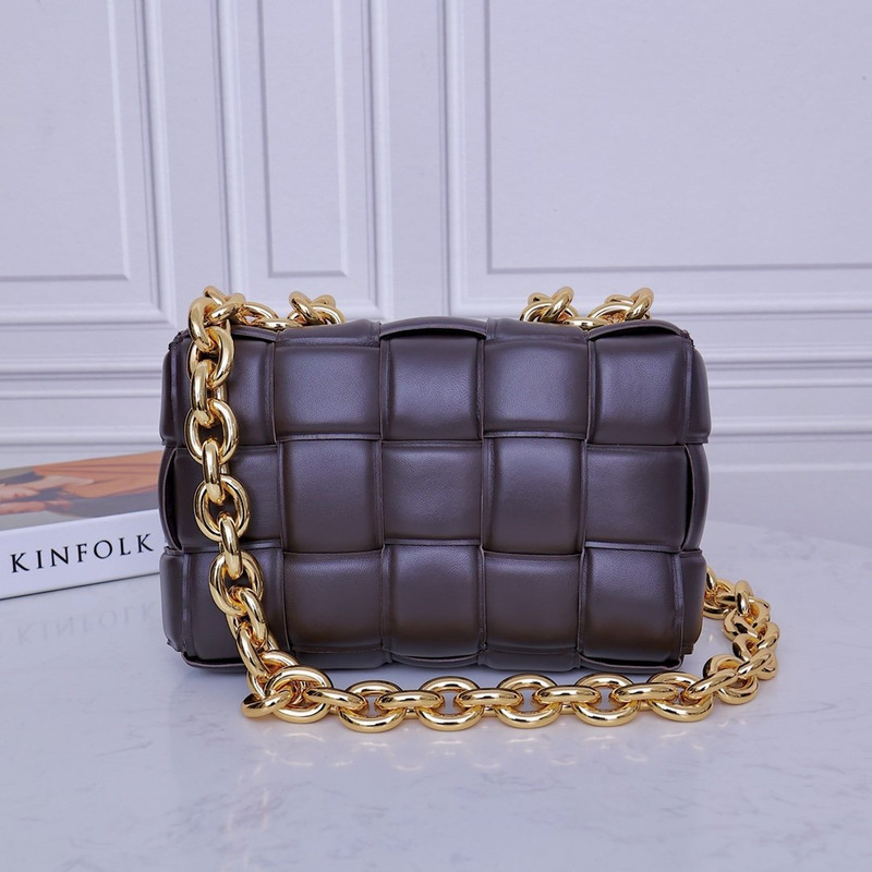 Bo*te*ga ve*ne*ta chain padded cassette gold-tone crossbody bag fondant