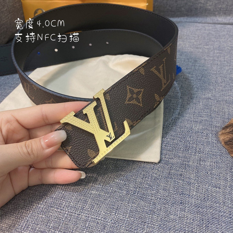 l**is V*t*n monogram 40mm gold buckle belt