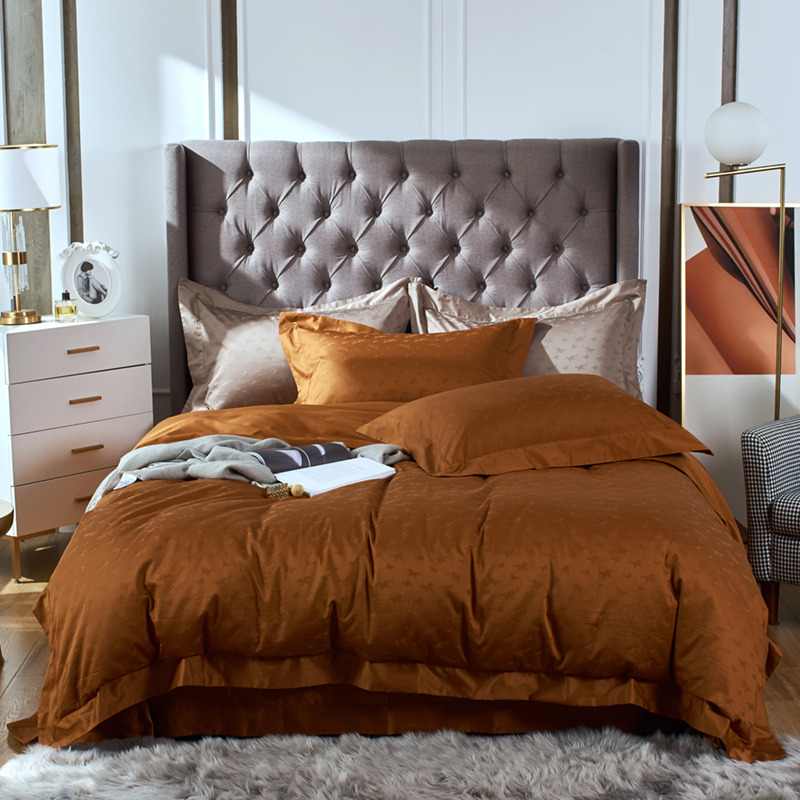 H**mes four piece bed suit bedding brown