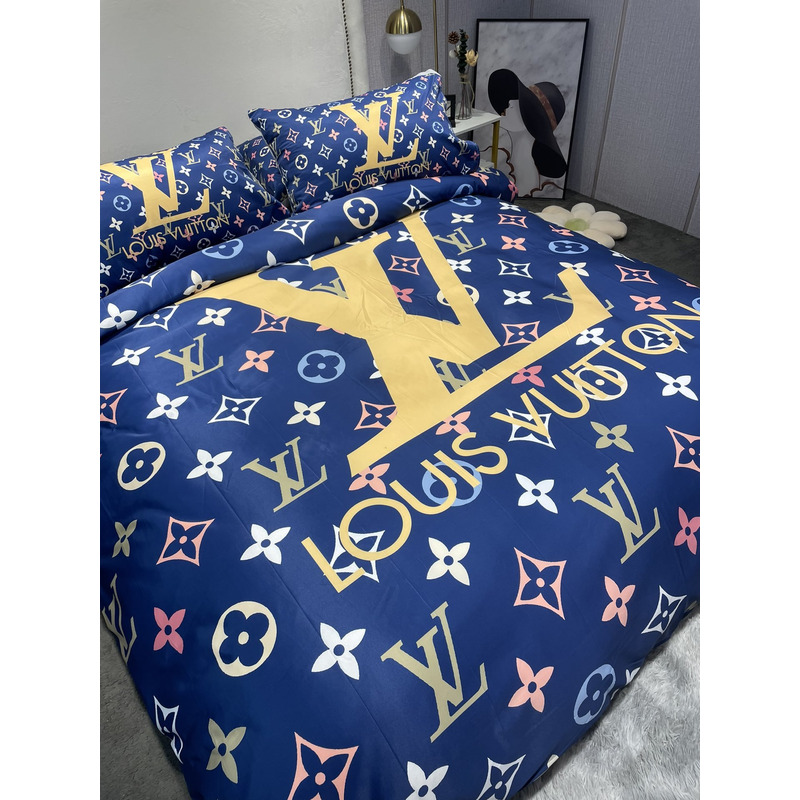 l**is V*t*n four piece bed suit bedding monogram blue