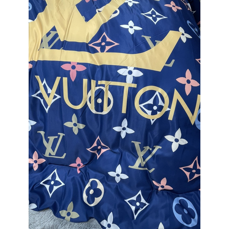 l**is V*t*n four piece bed suit bedding monogram blue