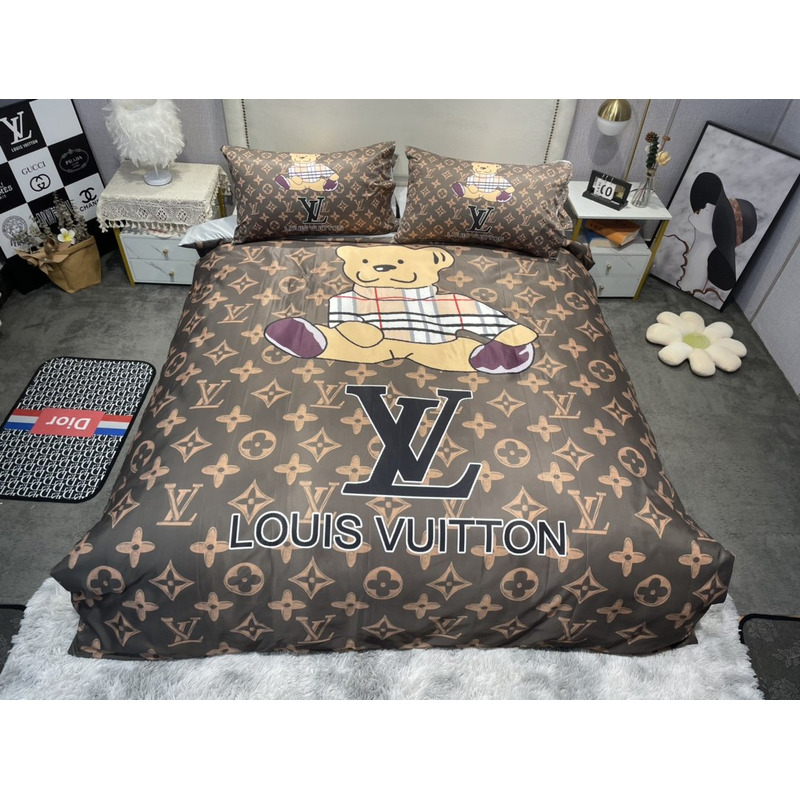 l**is V*t*n four piece bed suit bedding bear print monogram