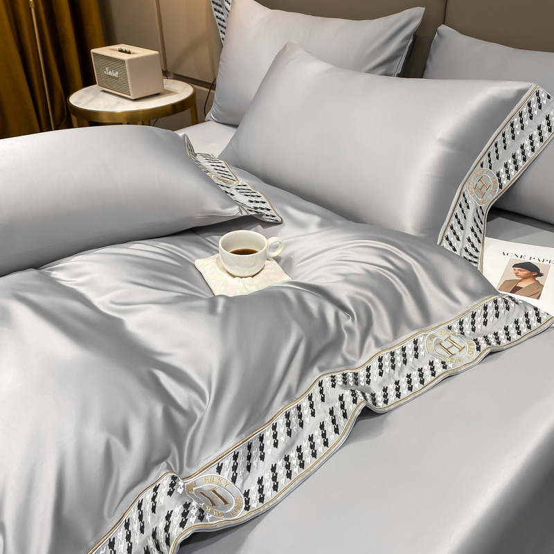 H**mes four piece bed suit bedding gray