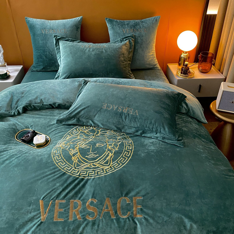 Versace Four Piece Bed Suit Bedding Green