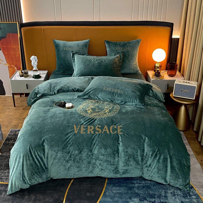 Versace Four Piece Bed Suit Bedding Green