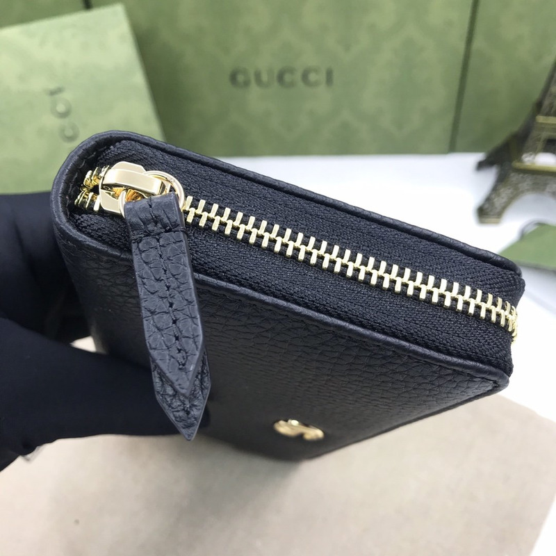 G*u*i gg zip around wallet black leather