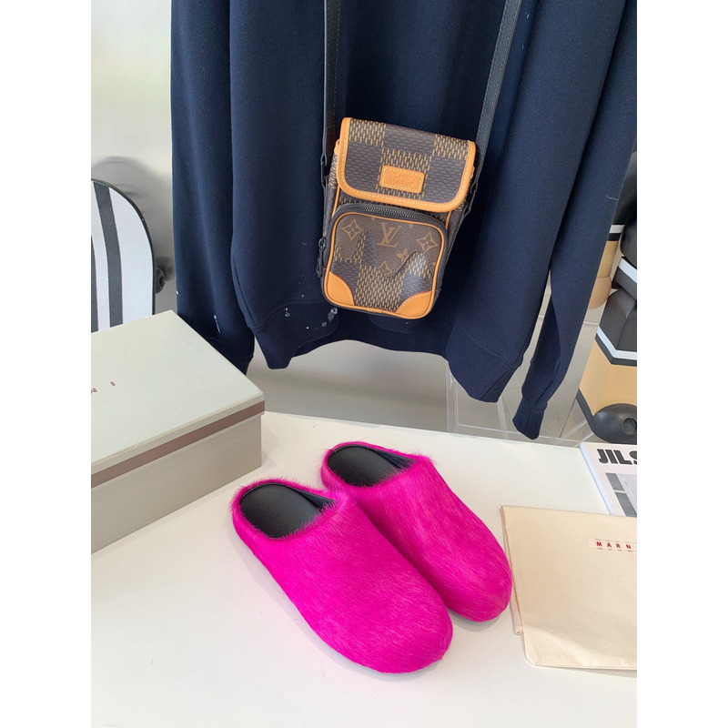 Marni Fuchsia Long Hair Calfskin Fussbett Sabot