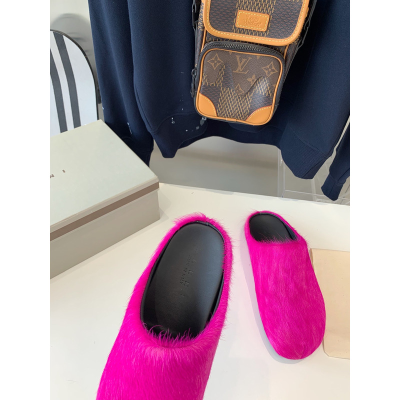 Marni Fuchsia Long Hair Calfskin Fussbett Sabot