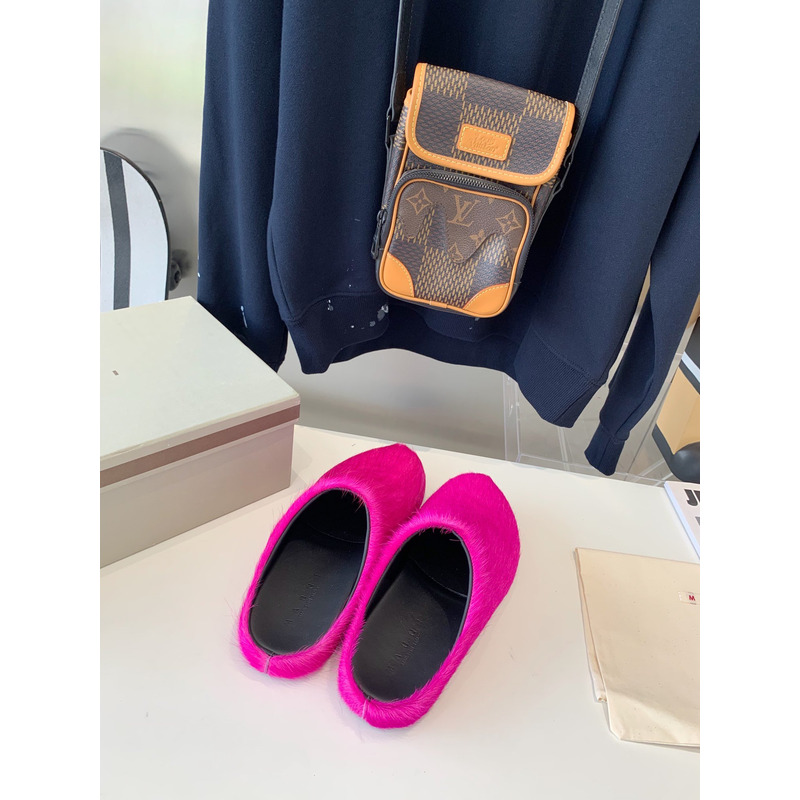 Marni Fuchsia Long Hair Calfskin Fussbett Sabot