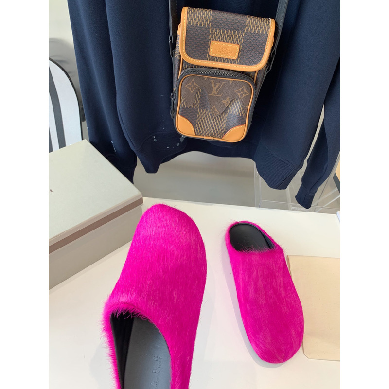 Marni Fuchsia Long Hair Calfskin Fussbett Sabot