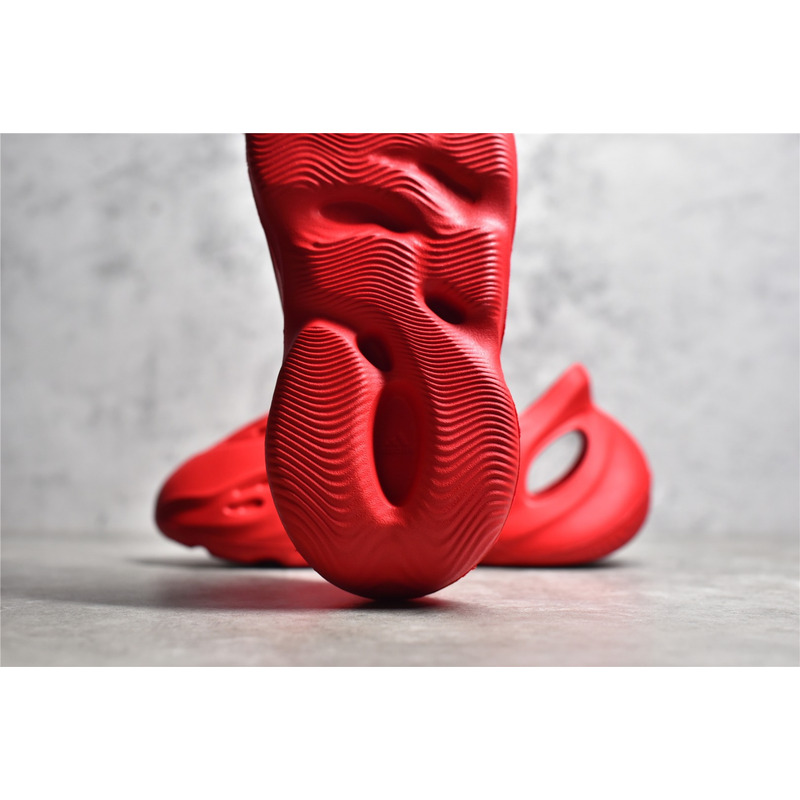 Ad*s yeezy foam runner rubber red