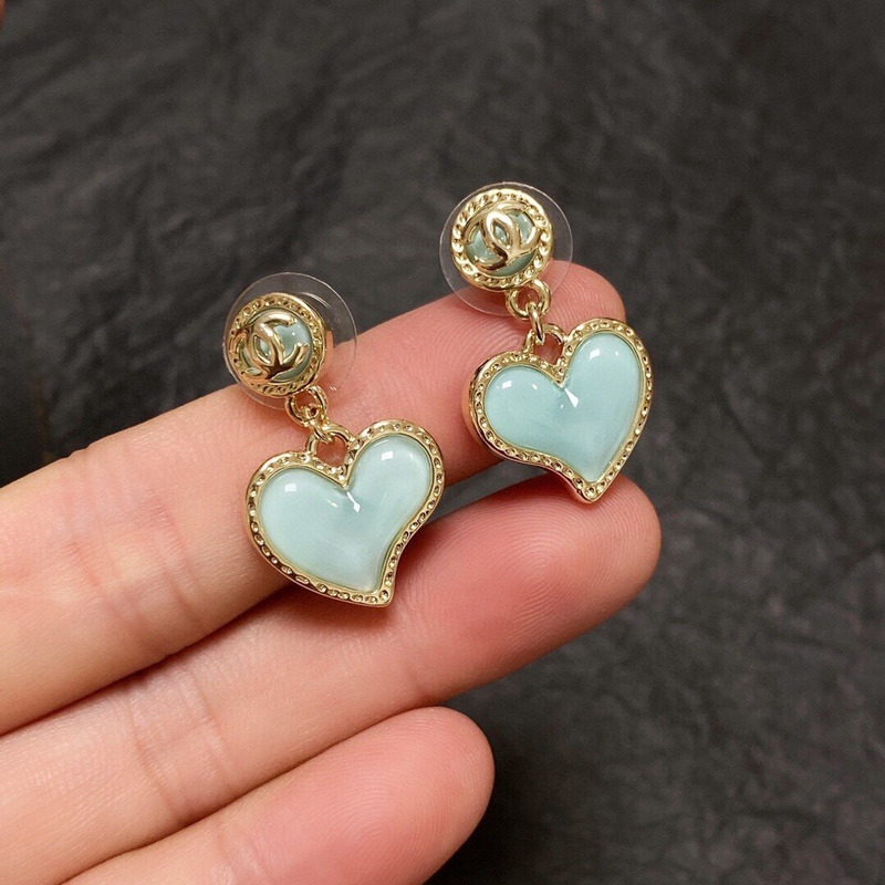 Ch*el heart drop earrings green