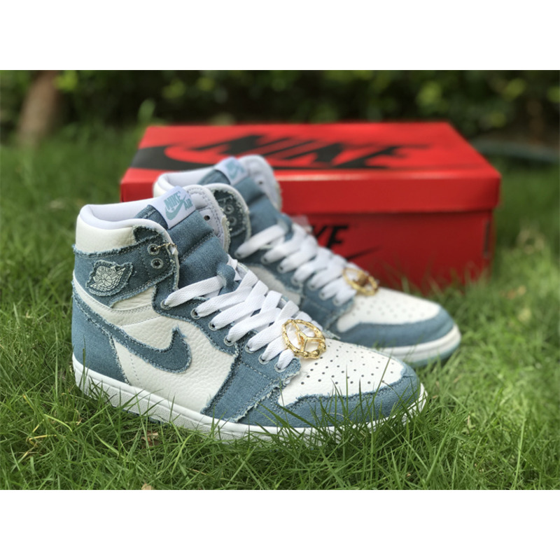 Nike Jordan Air Jordan 1 High OG Denim denim blue denim gold buckle high-top sneakers