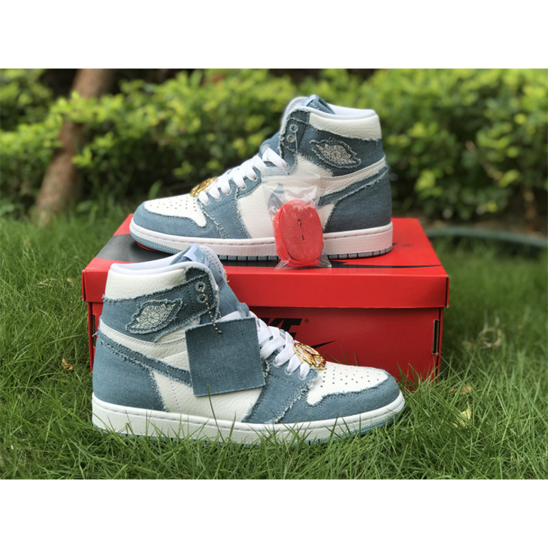 Jordan WMNS Air Jordan 1 Retro High OG 