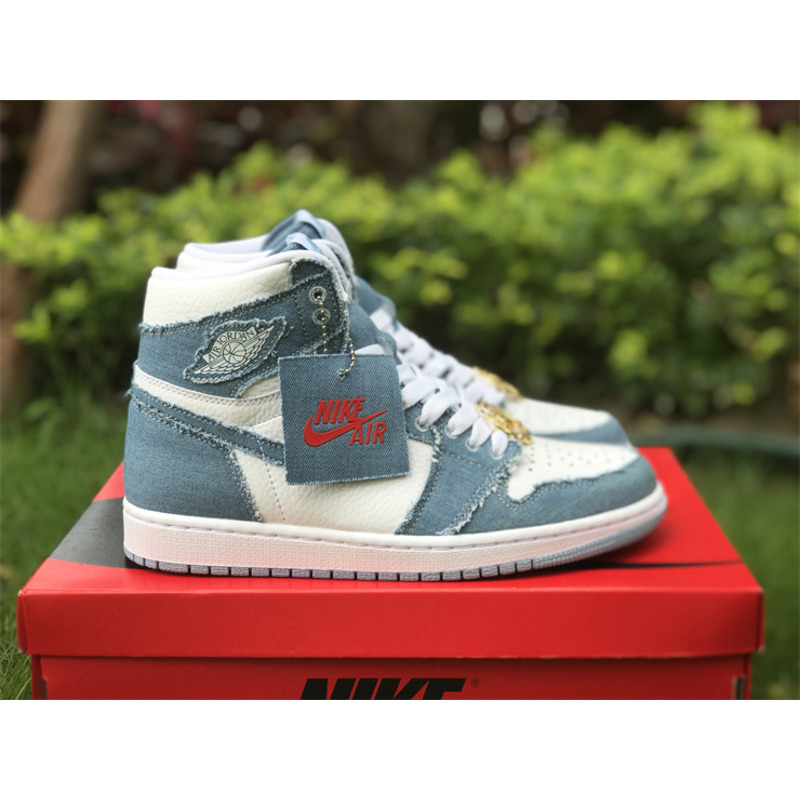 Jordan WMNS Air Jordan 1 Retro High OG 