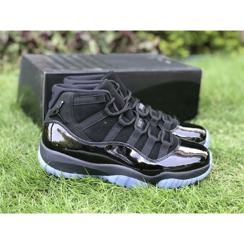 Air Jordan 11 Retro Sneakers Black and Blue