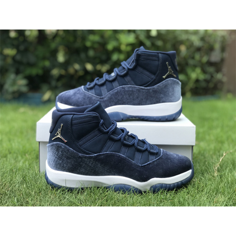 Jordan Retro 11 Retro Sneakers Low Blue Moon