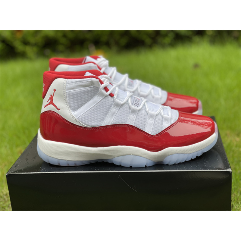 Jordan 11 Retro Cherry (2022)