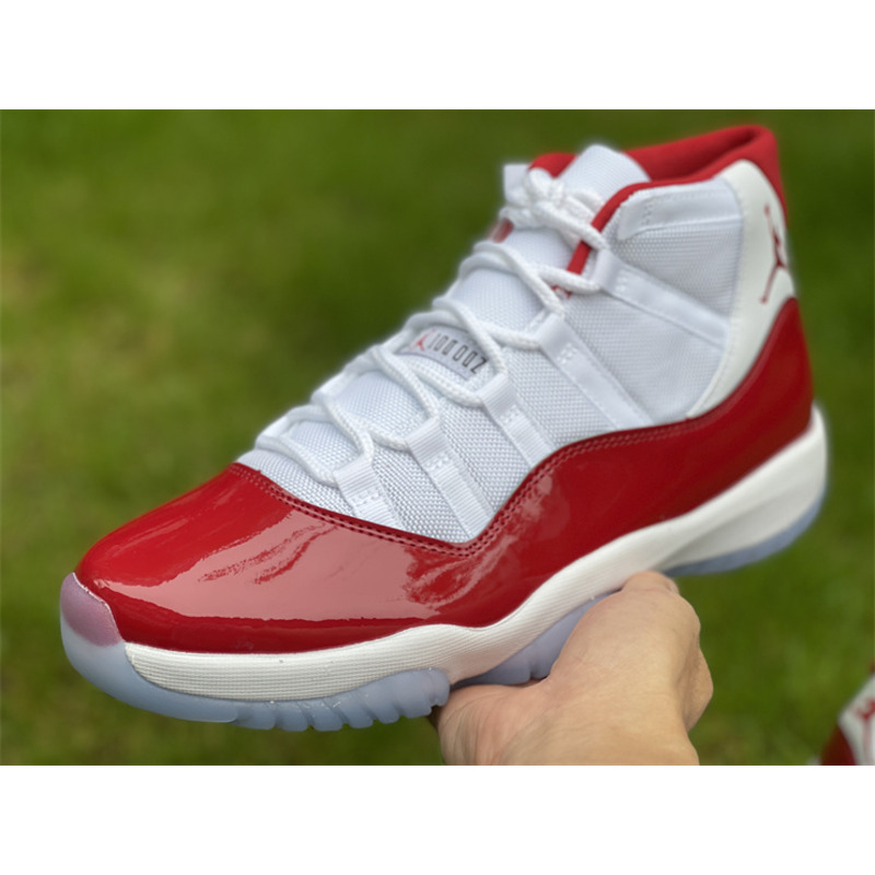 Jordan 11 Retro Cherry (2022)