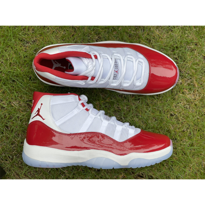 Jordan 11 Retro Cherry (2022)