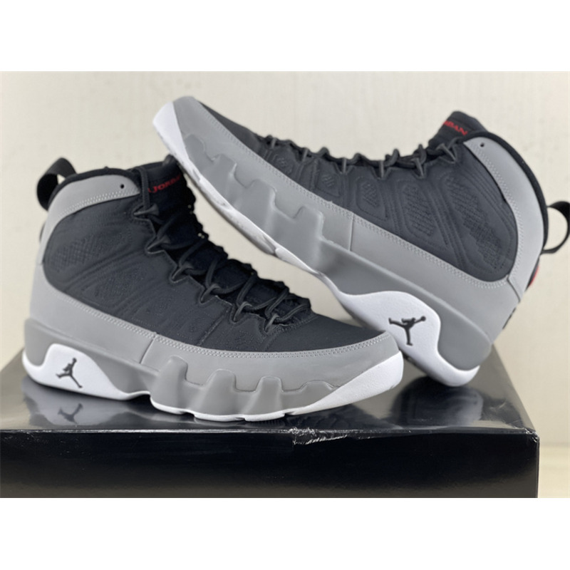 Jordan 9 Retro Particle Grey