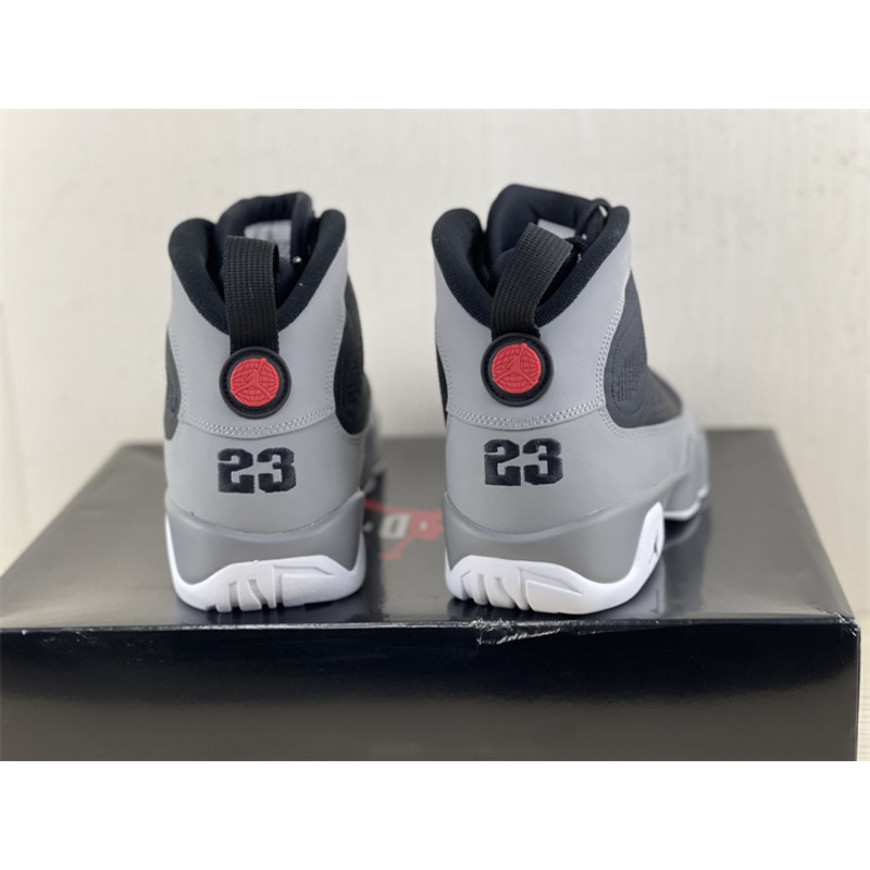 Jordan 9 Retro Particle Grey