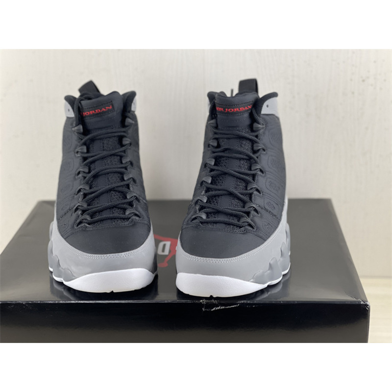 Jordan 9 Retro Particle Grey