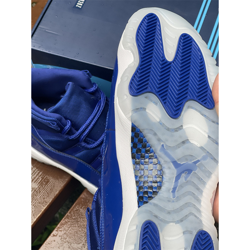 Jordan 11 Royal Blue