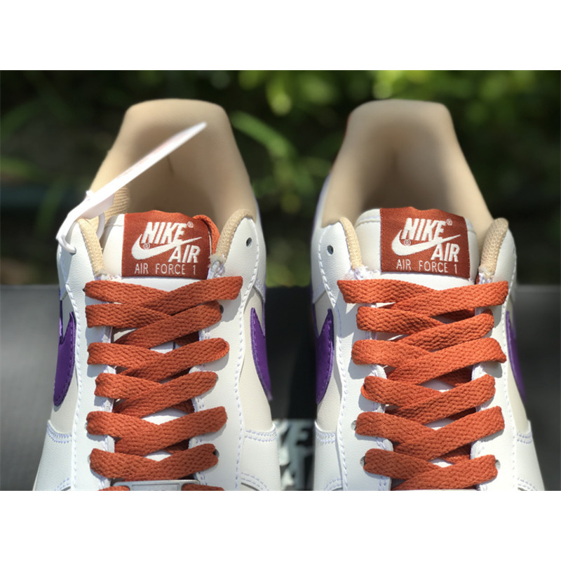 Nike Air Force 1’07 LV8″Milk White/Purple/Dark Orange